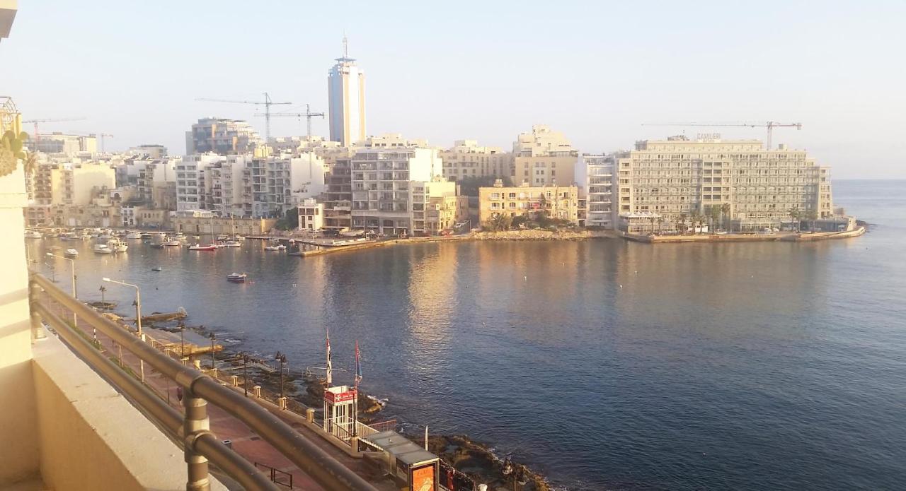 St Julians' Sea Front, Spectacular View, Apartment Saint Julian's Ngoại thất bức ảnh